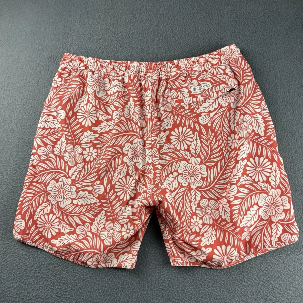 Fair Harbor Shorts Men's 2XL Red Hawaiian Lined Athletic Drawstring Hybrid Swim